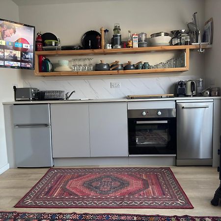Good Vibes Apartment ไครสต์เชิร์ช ภายนอก รูปภาพ